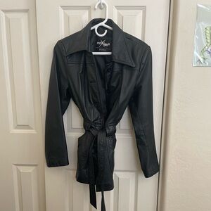 Women’s hip length wrap leather jacket. M